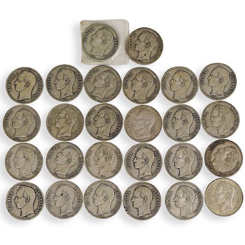 (26 PC) VENEZUELA BOLIVAR 900