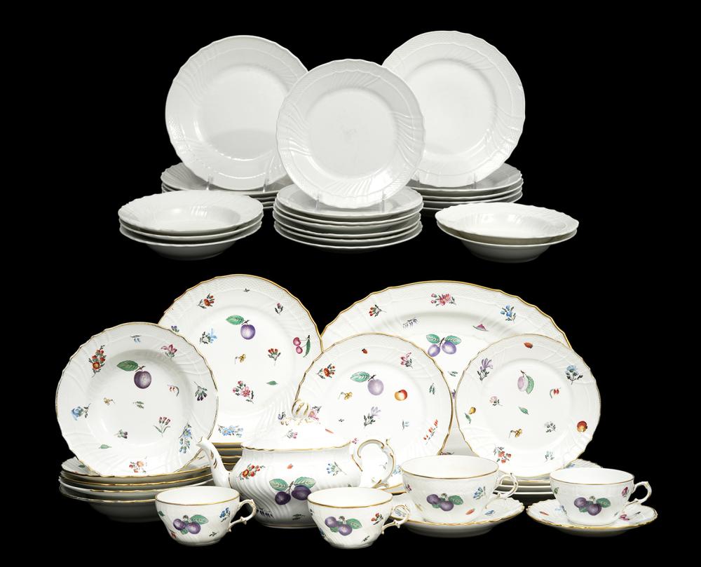 26 PCS. GINORI 'PERUGIA' & 22 OF