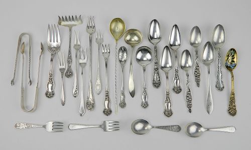 26 STERLING SILVER FLATWARE
