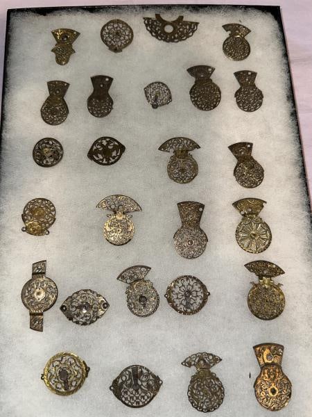 26 WATCH COCKS<br>26 Watch Cocks