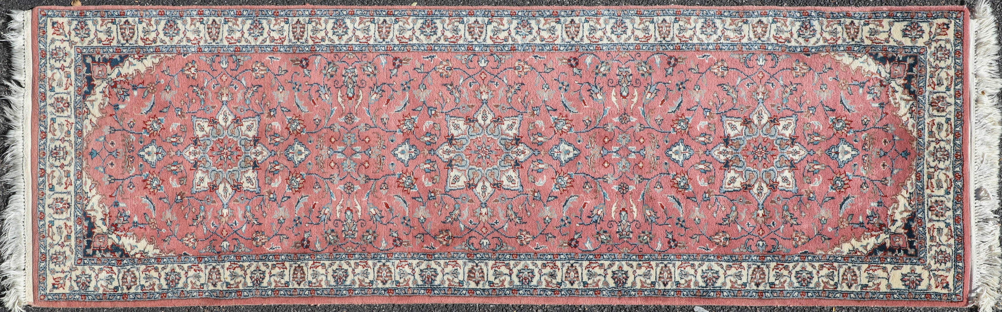 2'6" X 7'10" Indo Jaipur Kashan
