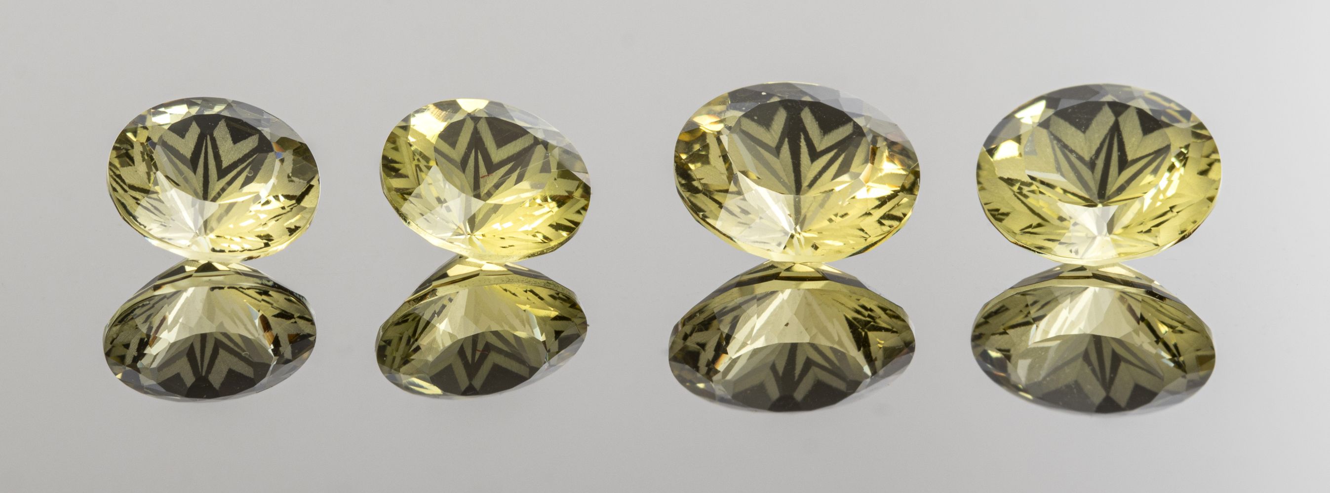 26.1 CTTW. LOOSE ROUND FANCY-CUT