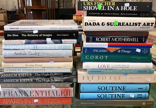 27 REFERENCE/ COFFEE TABLE