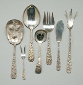 28 pieces repouss&eacute; ster
