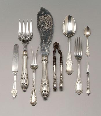 28 pieces silver flatware: 25