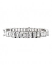 29.45CTS EMERALD CUT DIAMOND T