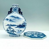 2PC BLUE AND WHITE MOON FLASK