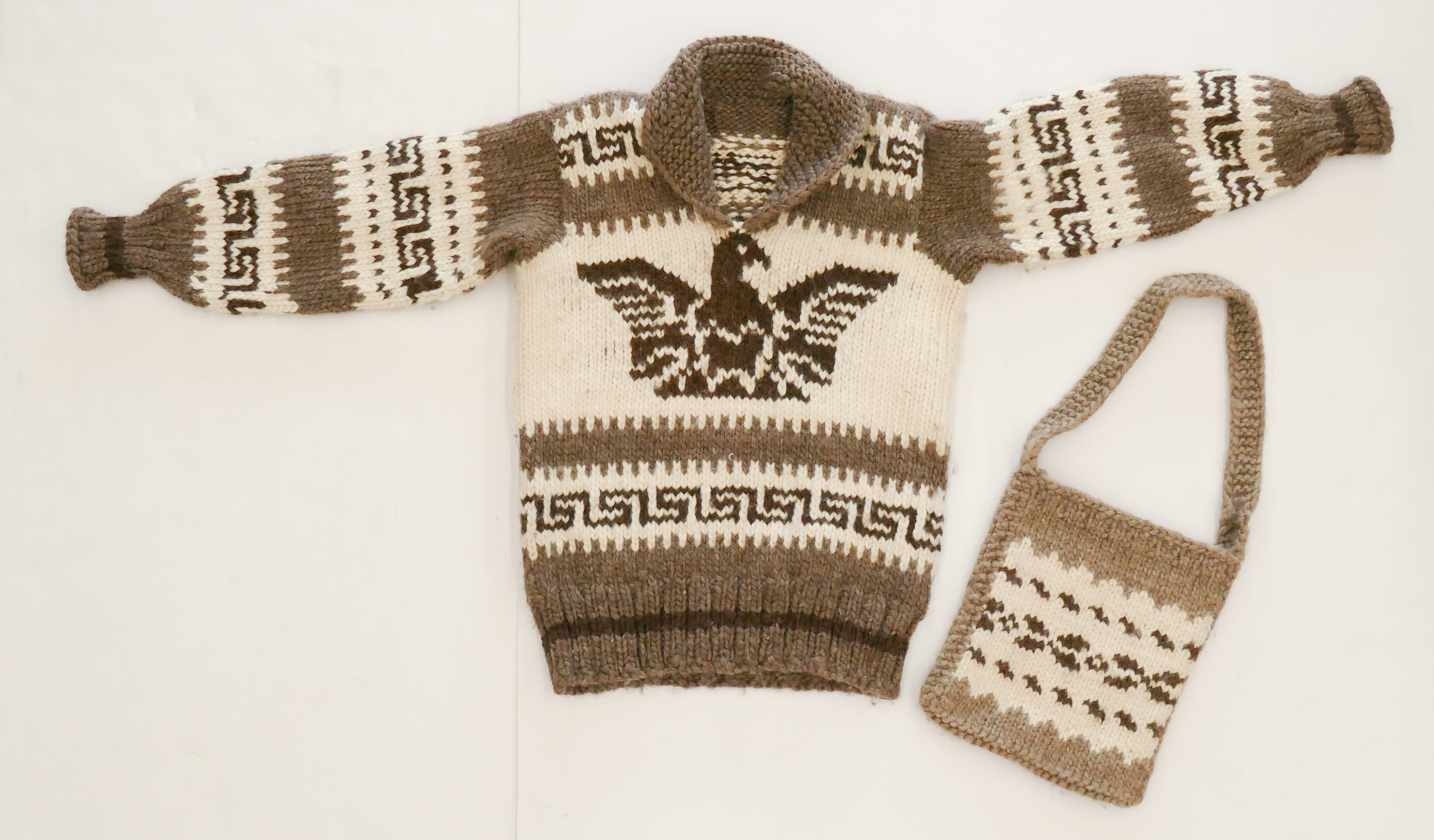 2pc Cowichan 'Eagle' Sweater & Bag