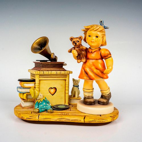 2PC GOEBEL HUMMEL FIGURINE +