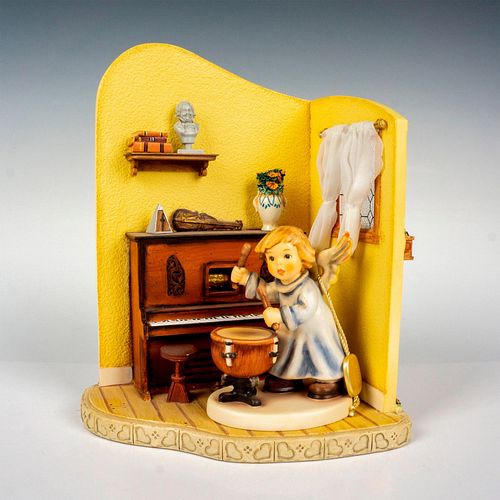 2PC GOEBEL HUMMEL FIGURINE +