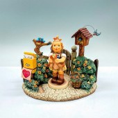 2PC GOEBEL HUMMEL PORCELAIN FI