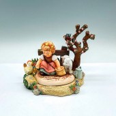 2PC GOEBEL HUMMEL PORCELAIN FI