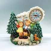 2PC GOEBEL HUMMEL PORCELAIN FI