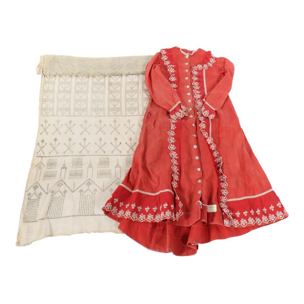 2PC GROUP: ANTIQUE VICTORIAN RED