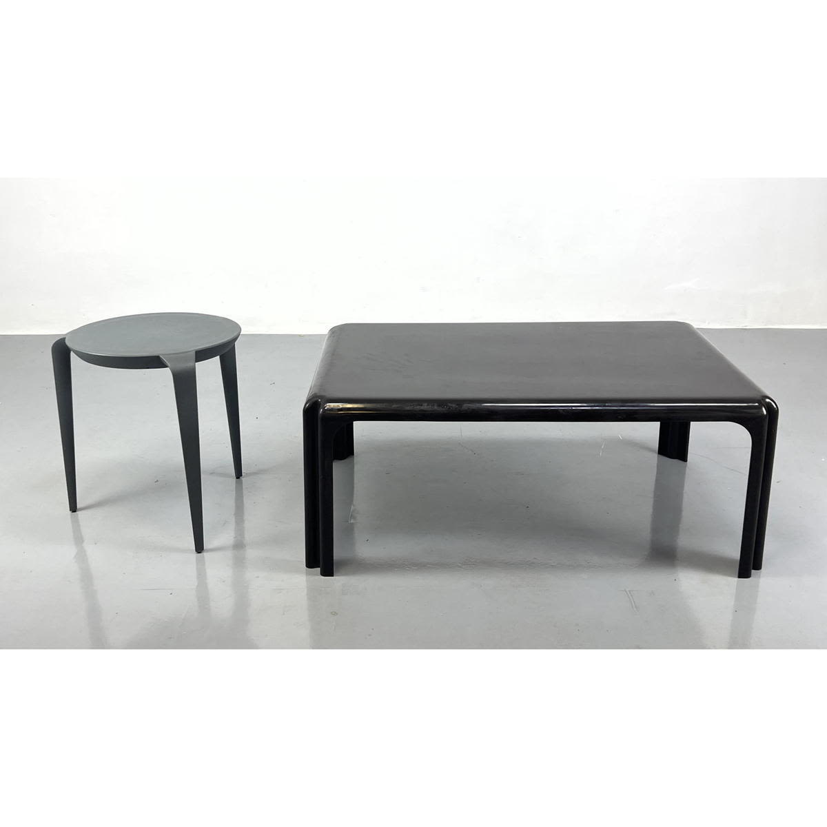 2pc Italian Design Molded Plastic