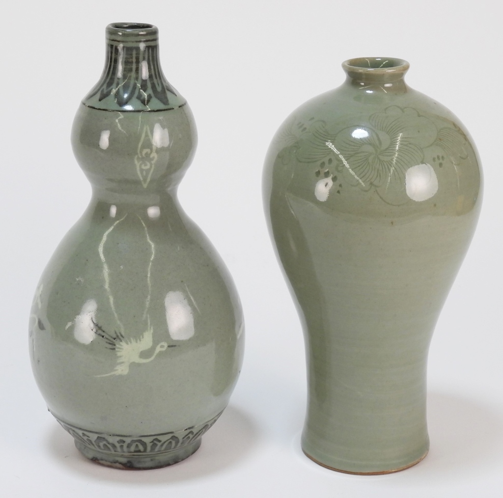 2PC KOREAN & CHINESE CELADON