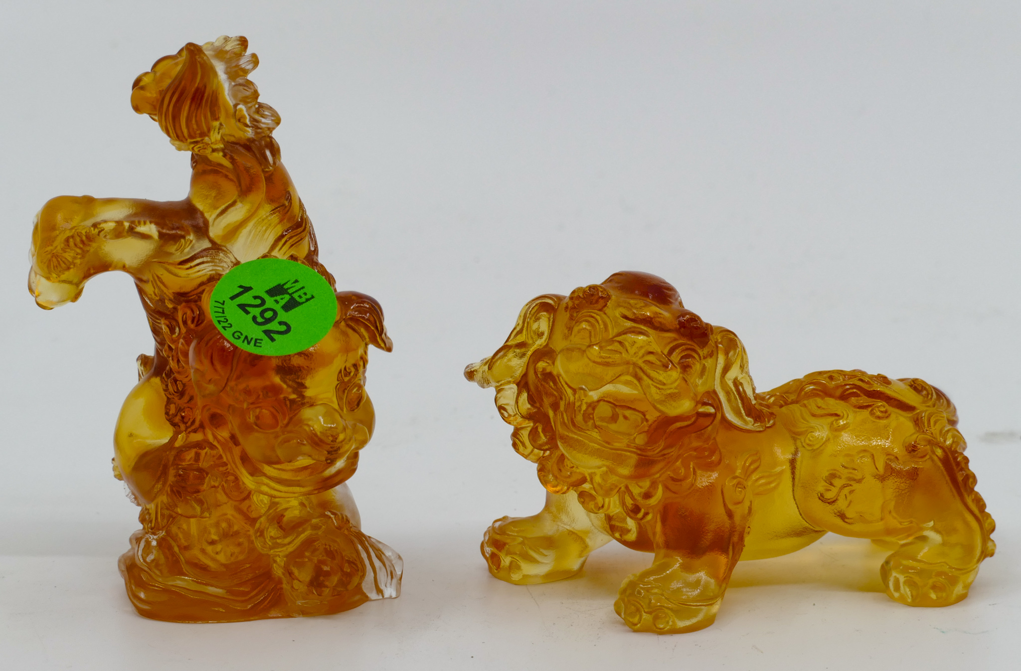 2pc Liuligongfang Crystal