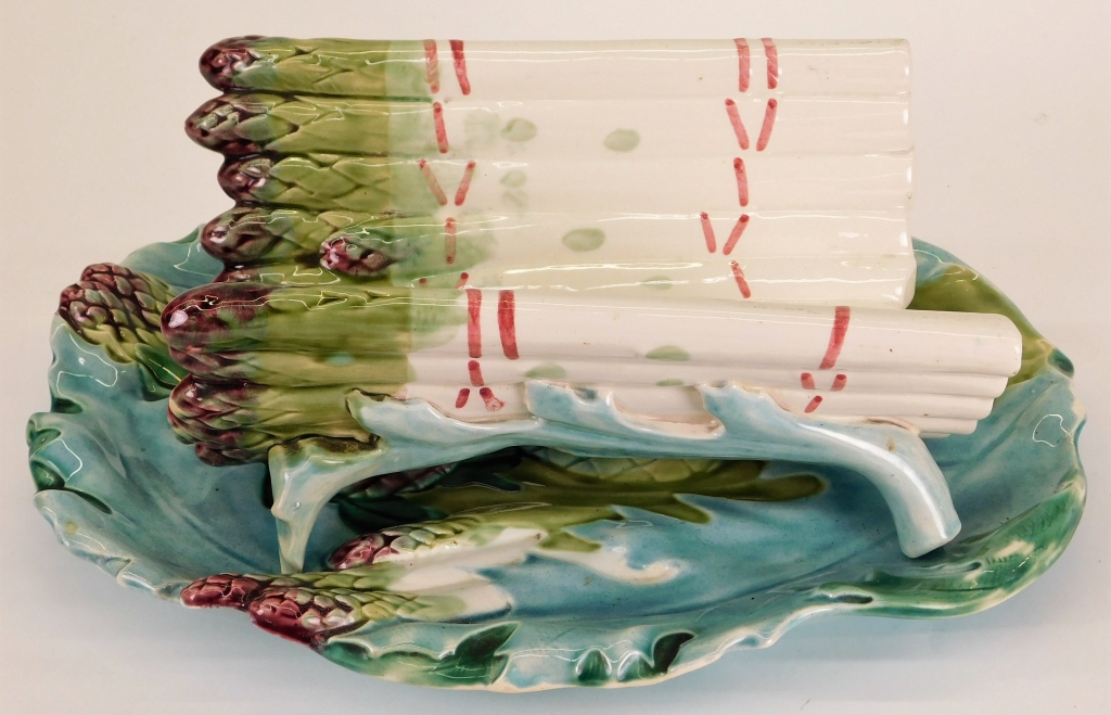2PC LUNEVILLE MAJOLICA ASPARAGUS