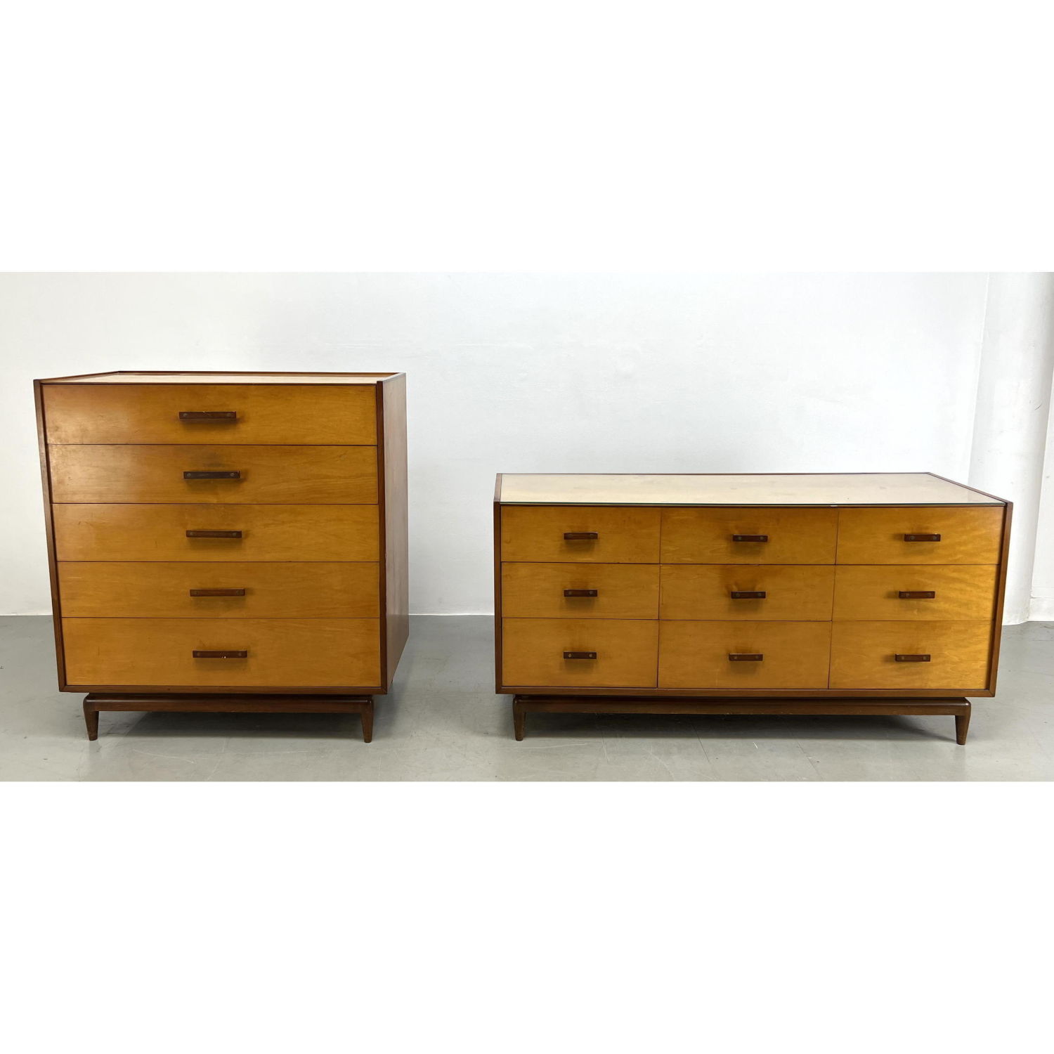 2pc Mid Century Modern Dressers.
