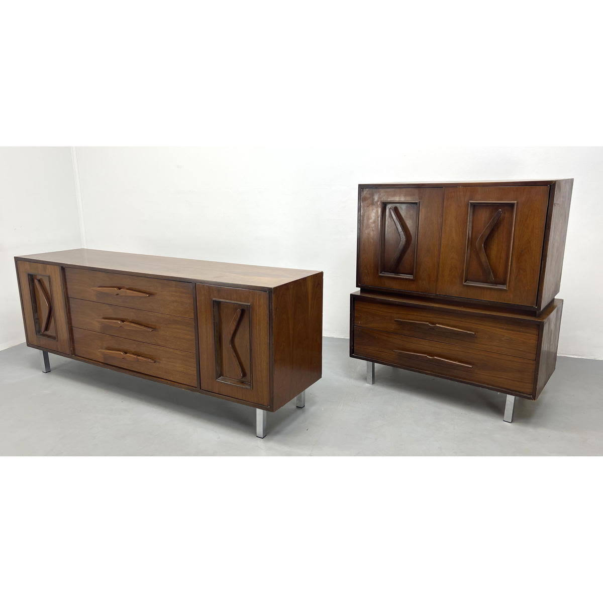 2pc Modern Bedroom Set. High