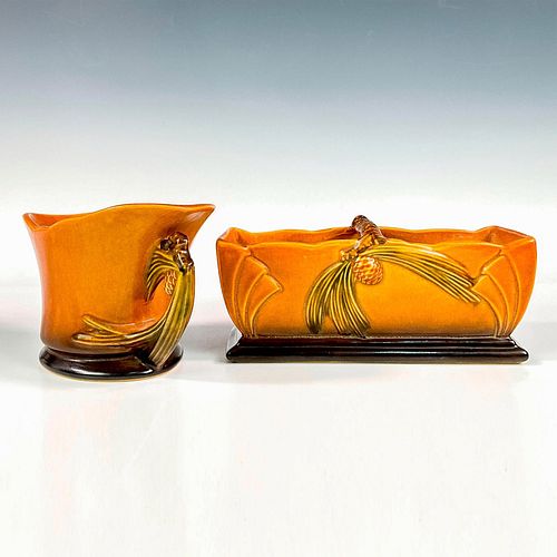 2PC ROSEVILLE STYLE PINECONE
