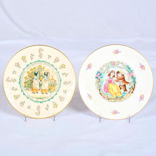 2PC ROYAL DOULTON COLLECTIBLE