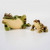 2PC VINTAGE MCCOY POTTERY GARD