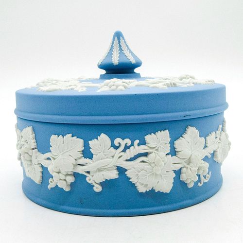 2PC WEDGWOOD JASPERWARE LIDDED