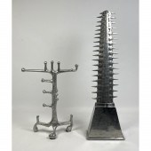 2pcs Aluminum Sculpture. Donal