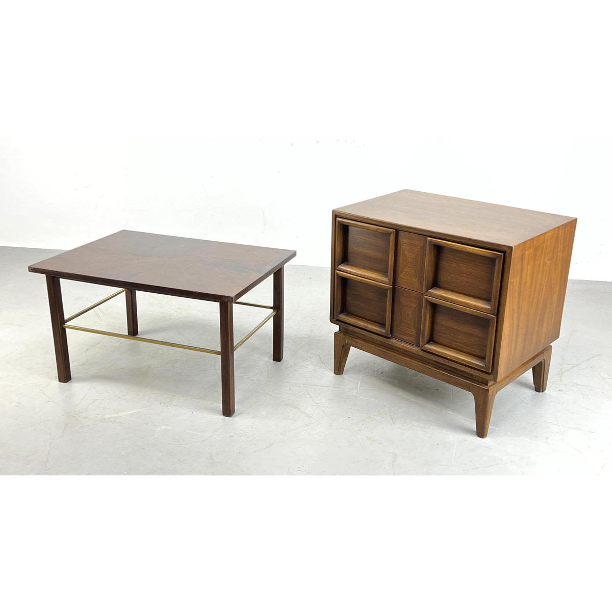 2pcs American Modern Furniture.