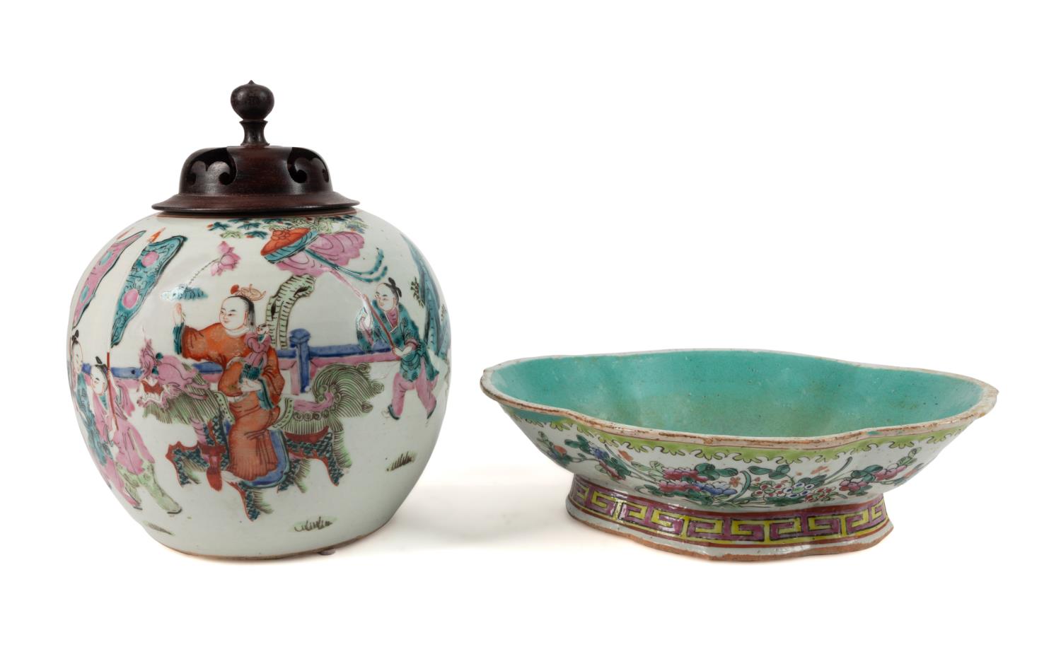 2PCS CHINESE FAMILE ROSE