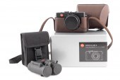 2PCS LEICA CAMERA AND ULTRAVID
