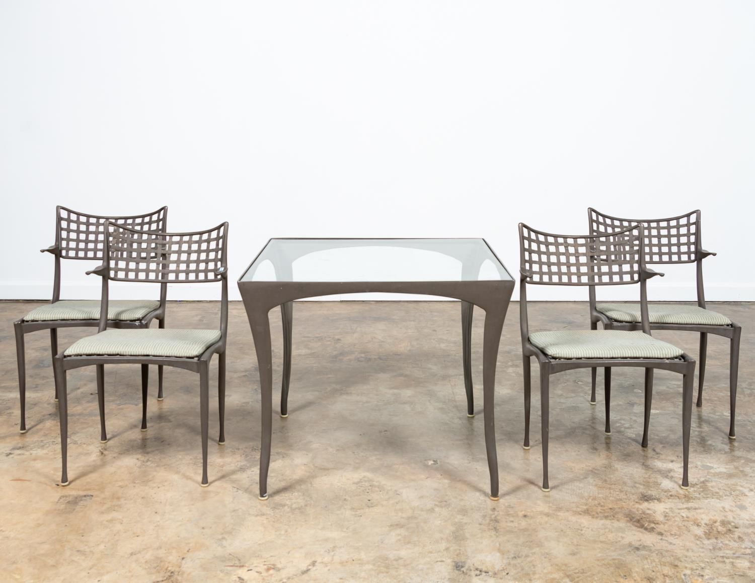 2PCS SCHULTZ FOR KNOLL PETAL COFFEE