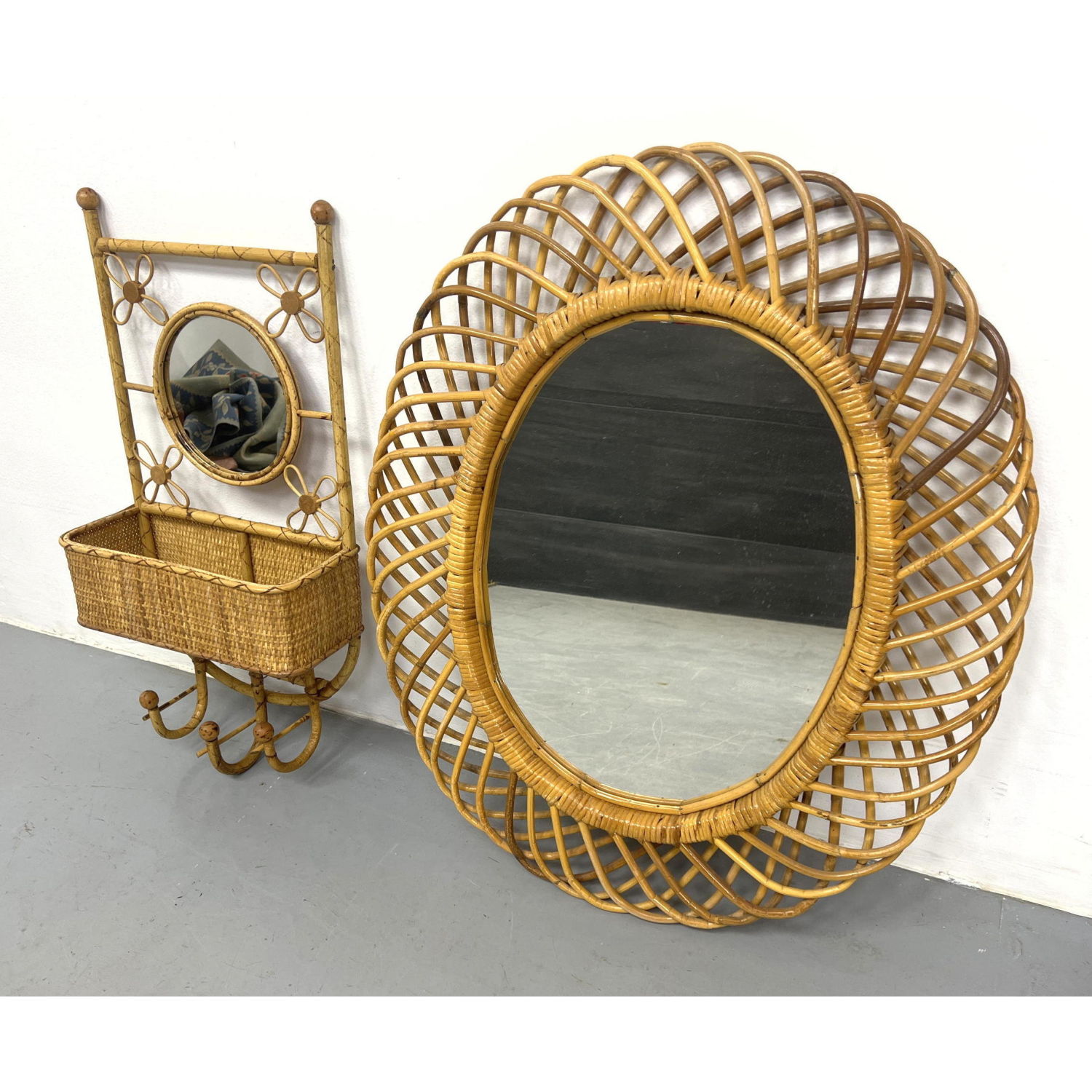 2pcs wicker Rattan. Wall Mirror and