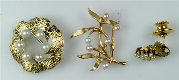 (3) 14K YG & pearl pins, 7.5 dwt 