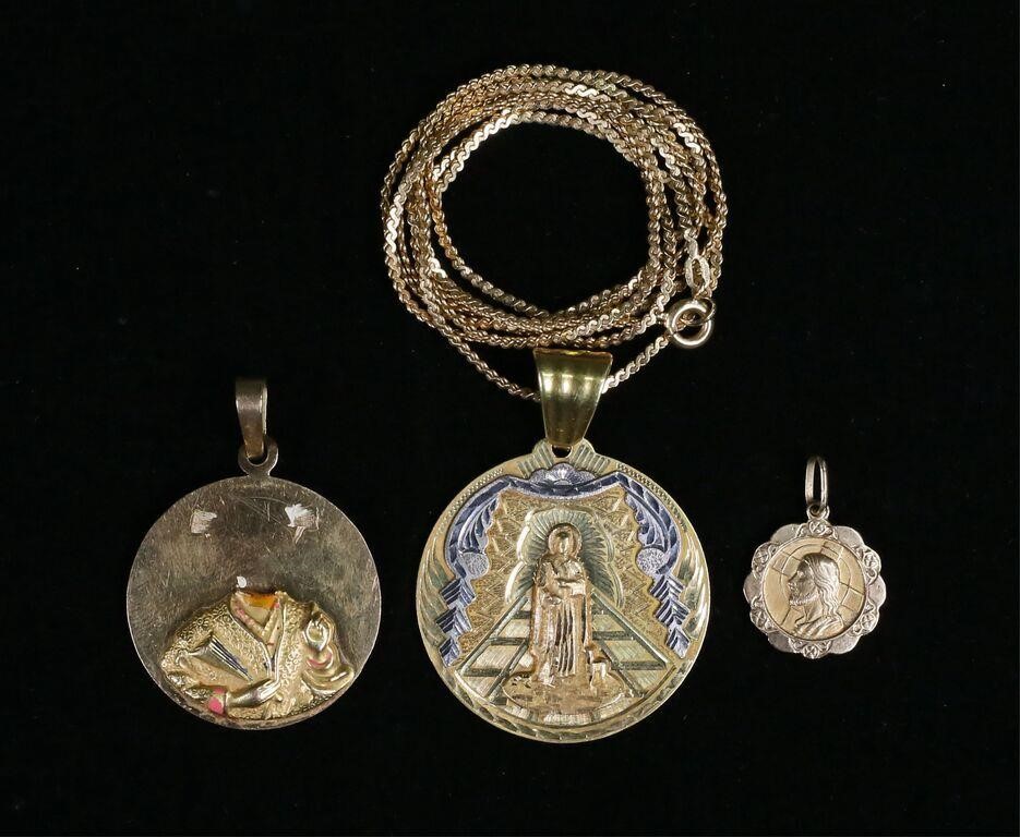 3 18K GOLD RELIGIOUS PENDANTSLot of