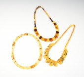 3 ANQITUE BEESWAX NECKLACE, 59