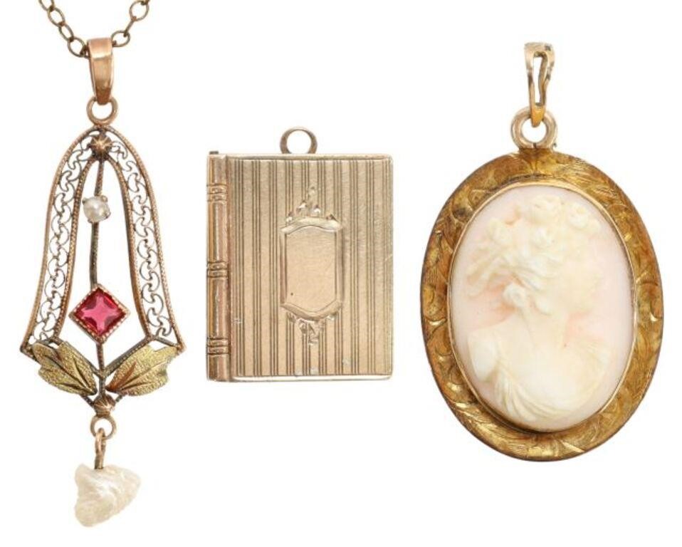(3) ANTIQUE 10KT GOLD LOCKET,