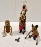 3 ANTIQUE SCHUCO WIND UP TOYS