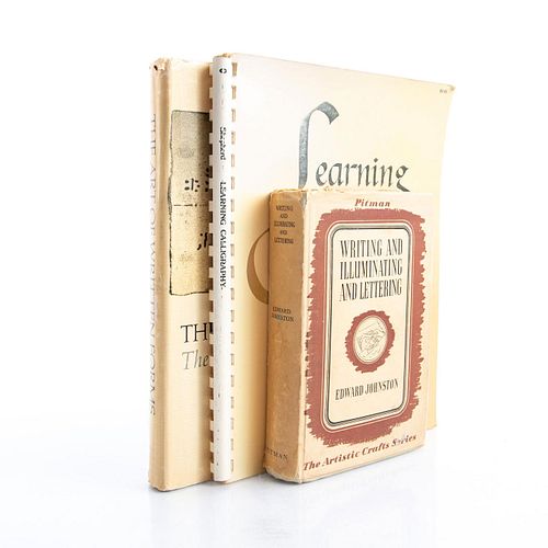 3 BOOKS ON CALLIGRAPHY AND WRITING2