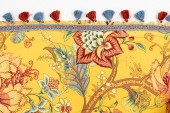 (3) BRAEMORE YELLOW FLORAL DRA