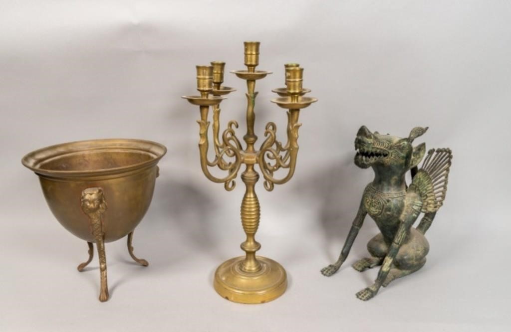 3 BRONZE DECORATIVE ITEMSBronze