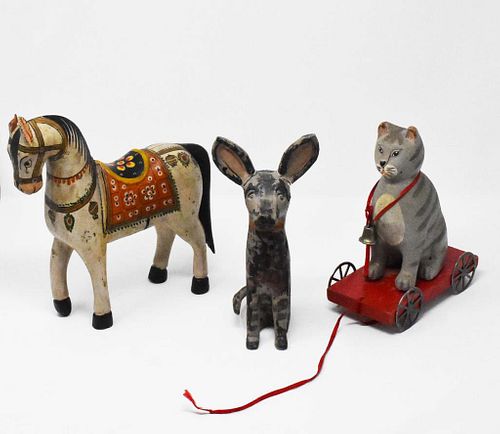 3 CARVED WOODEN ANIMALS3 carved