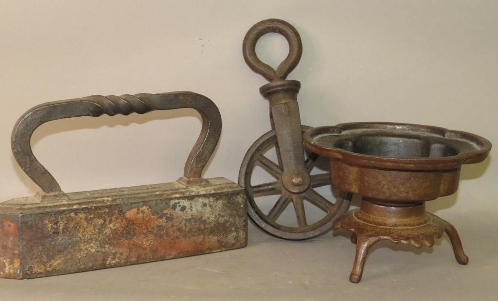 3 CAST IRON PIECESca. 1750,