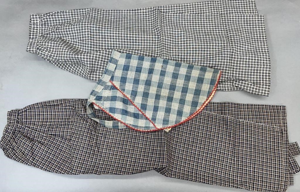 3 CHECK FABRIC COTTON APRONS CA.