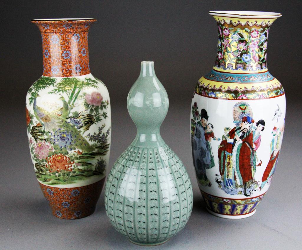 (3) Chinese And Korean Porcelain