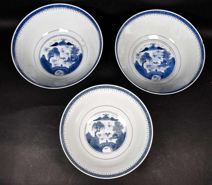 3 CHINESE BLUE & WHITE PORCELAIN