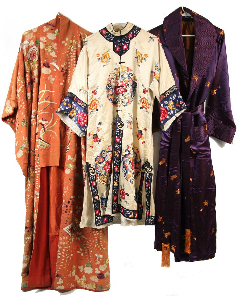 (3) CHINESE EMBROIDERED SILK