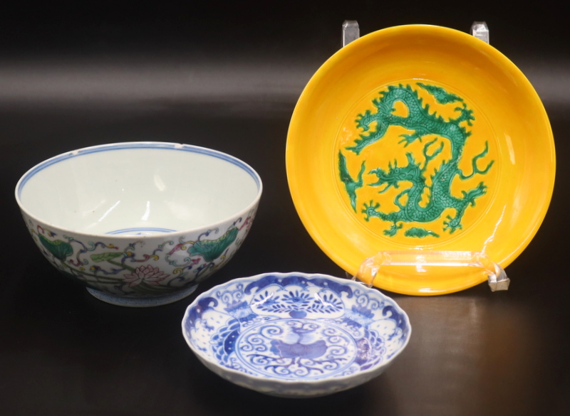 (3) CHINESE ENAMEL DECORATED BOWLS.