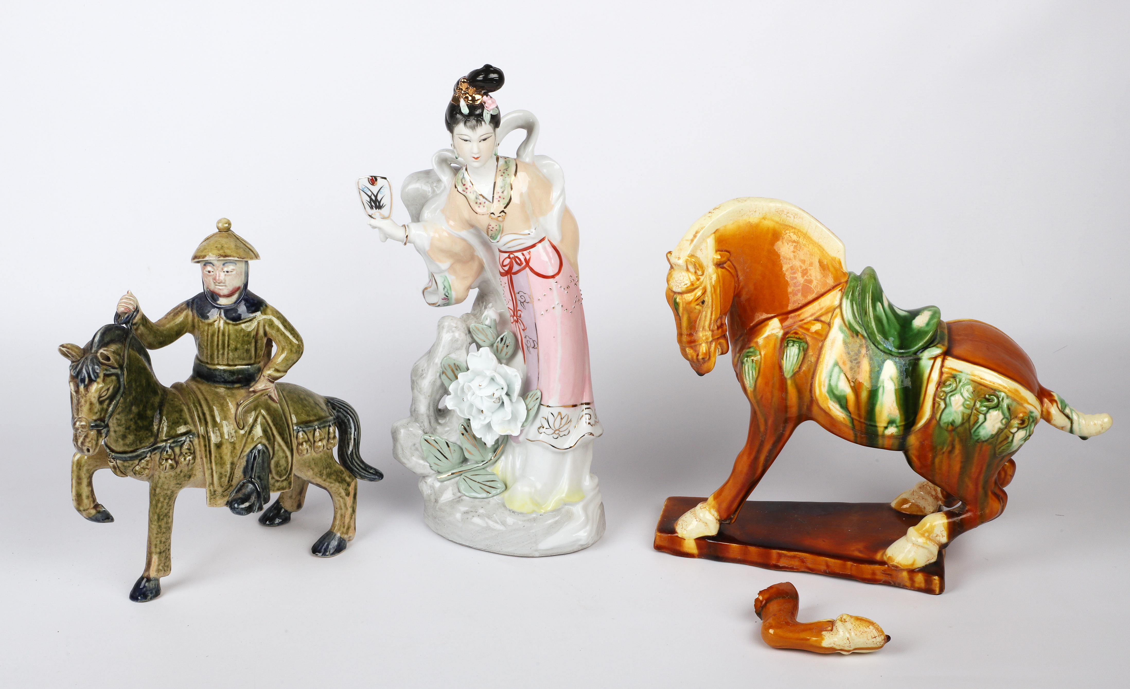 (3) Chinese figurines, c/o